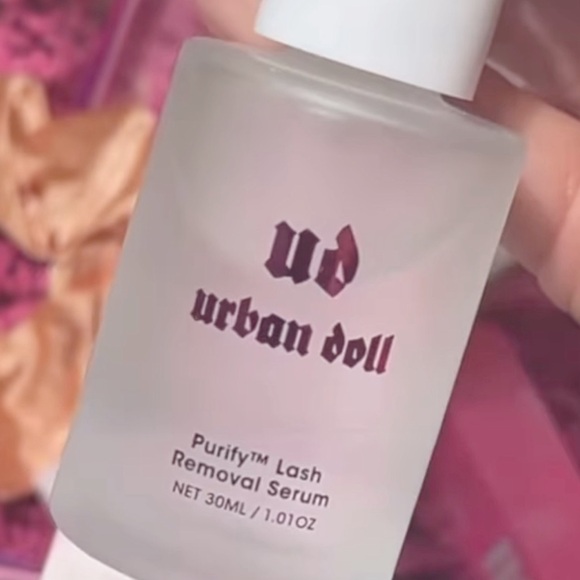 Lash extension application tools for UrbanDoll DollHouse lashes - Picture 8 of 9